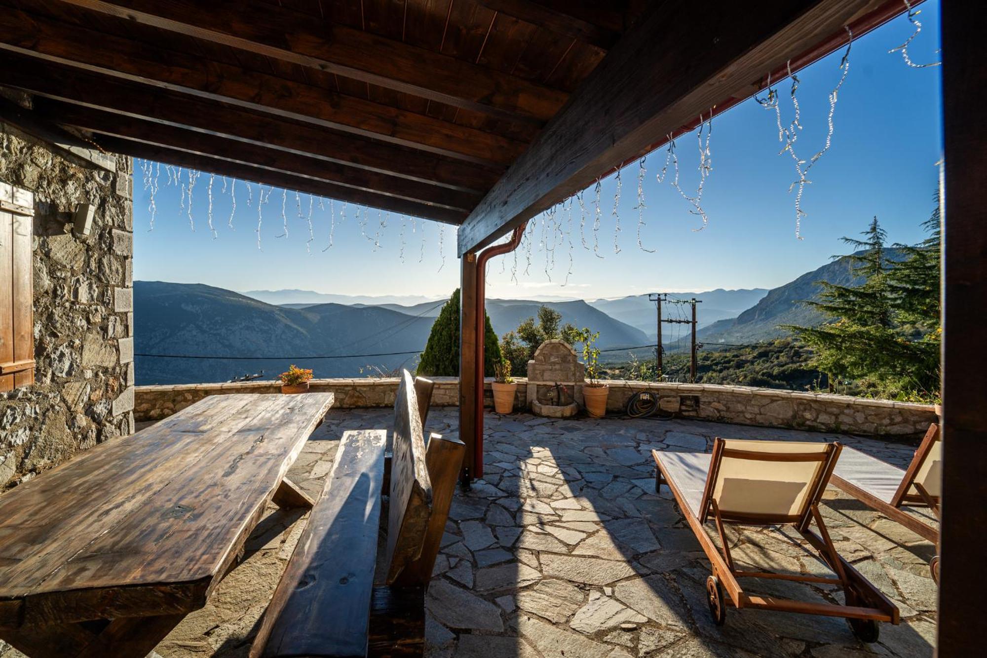 Rock Dandy Deluxe Chalet In Arachova - Delphi, Sauna, Prv Parking, Amazing View Exterior foto